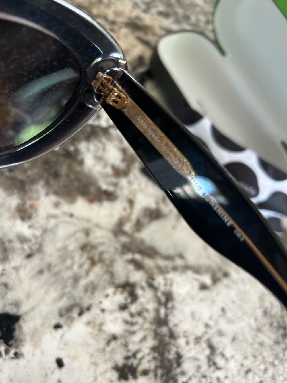 kate spade Black Cat-Eye Sunglasses with Green-Trim Case. Brand new, never worn! - Picture 5 of 9